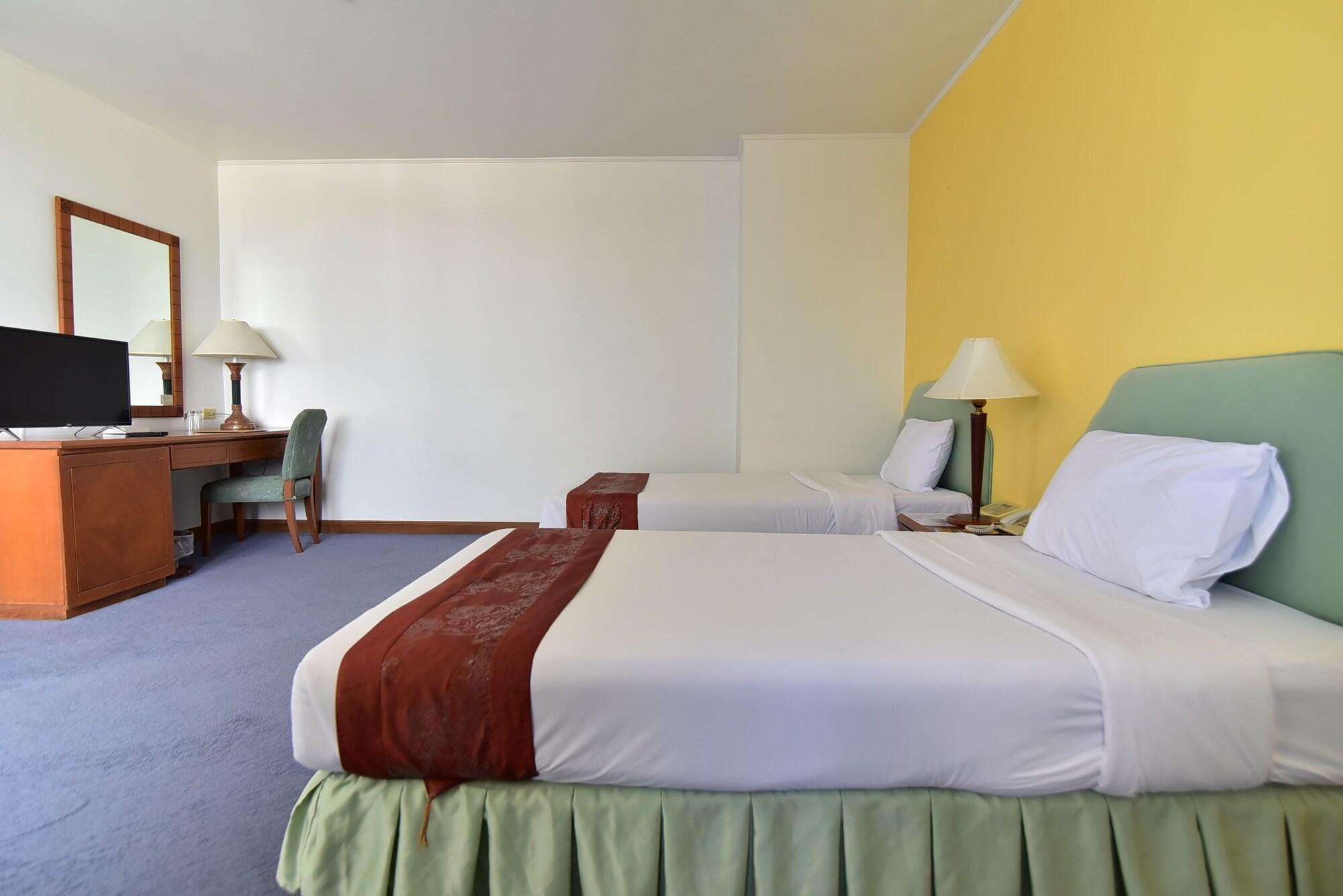 Thumrin Thana Hotel Trang Εξωτερικό φωτογραφία
