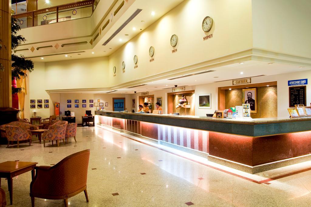 Thumrin Thana Hotel Trang Εξωτερικό φωτογραφία